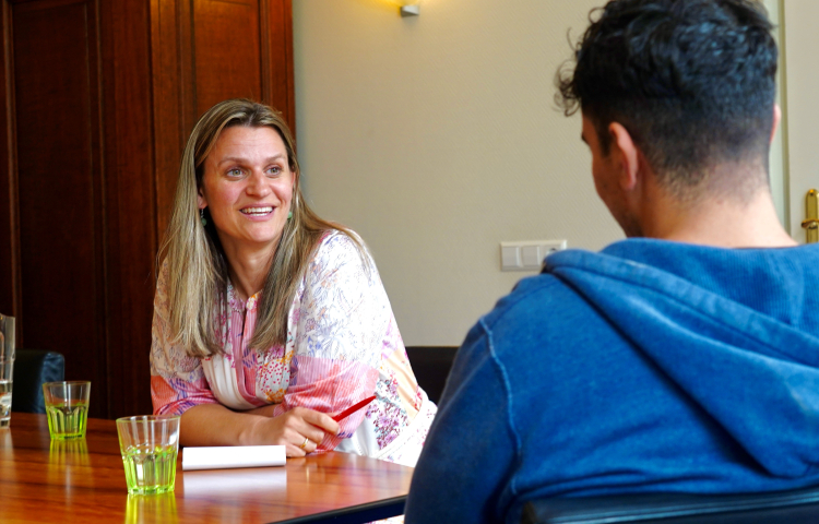 stichting present in gesprek